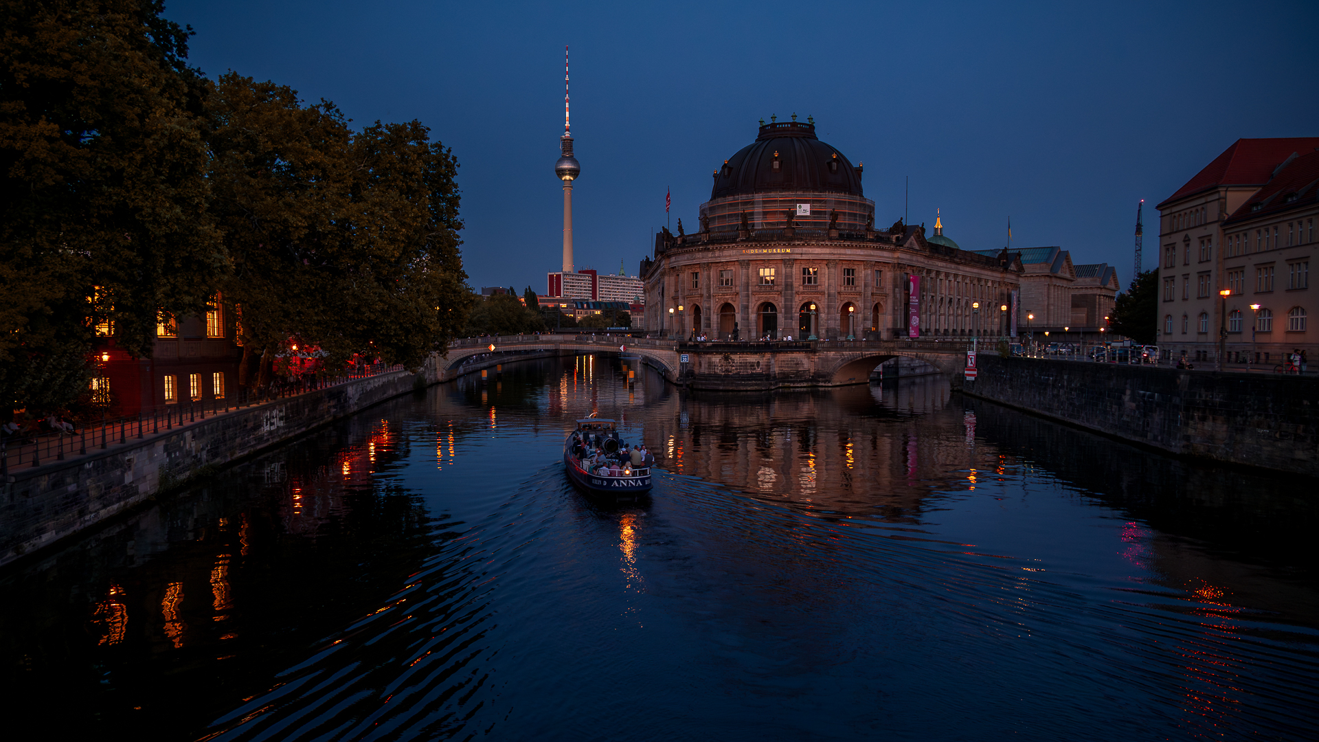 Bode Museum Glow